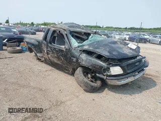 1998 Ford F-150 XL с VIN 1FTRX08L5WKC13654, выставлен на аукционе IAAI как лот 42402628 с пробегом 128 541 миль миль и . История ставок и продаж доступна на DreamBid. Изображение 1.