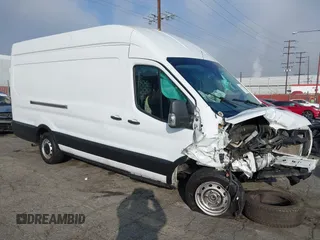 2021 Ford Transit Cargo z VIN 1FTBR3X82MKA18067, wystawiony jako IAAI lot #41205233 z przebiegiem 48 391 mil mil oraz . Historia ofert i sprzedaży dostępna na DreamBid. Obrazek 1.
