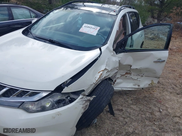 2011 Nissan Murano SV with VIN JN8AZ1MW9BW162454, listed as a IAAI auction lot 41892202 with 152,286 mi miles. Bid and sale history available at carsss.com. Image 12.