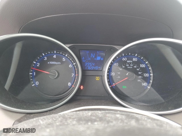 2013 Hyundai Tucson GLS with VIN KM8JU3AC3DU548264, listed as a Copart auction lot 43960485 with 176,949 mi miles and Salvage Title. Bid and sale history available at carsss.com. Image 9.