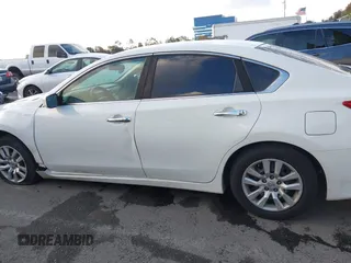2017 Nissan Altima SR with VIN 1N4AL3AP9HN352099, listed as a IAAI auction lot 41734978 with 168,634 mi miles and . Bid and sale history available at DreamBid. Image 14.
