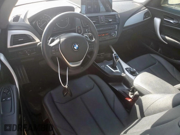 2015 BMW 2 Series 228i z VIN WBA1F5C55FV257350, wystawiony jako Copart lot #61639045 z przebiegiem 63 759 mil mil oraz Czysty tytuł • Clean title. Historia ofert i sprzedaży dostępna na DreamBid. Obrazek 8.
