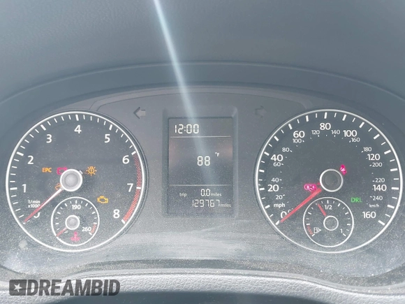 2014 Volkswagen Passat S с VIN 1VWAP7A36EC029426, выставлен на аукционе IAAI как лот 42271284 с пробегом 129 767 миль миль и . История ставок и продаж доступна на DreamBid. Изображение 7.
