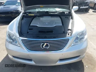 2007 Lexus LS 460 z VIN JTHBL46F875014386, wystawiony jako IAAI lot #41946333 z przebiegiem 134 574 mil mil oraz . Historia ofert i sprzedaży dostępna na DreamBid. Obrazek 10.