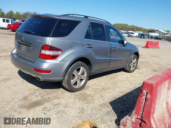 2010 Mercedes-Benz M 350 with VIN 4JGBB8GBXAA605448, listed as a IAAI auction lot 42062922 with 84,529 mi miles and . Bid and sale history available at DreamBid. Image 4.