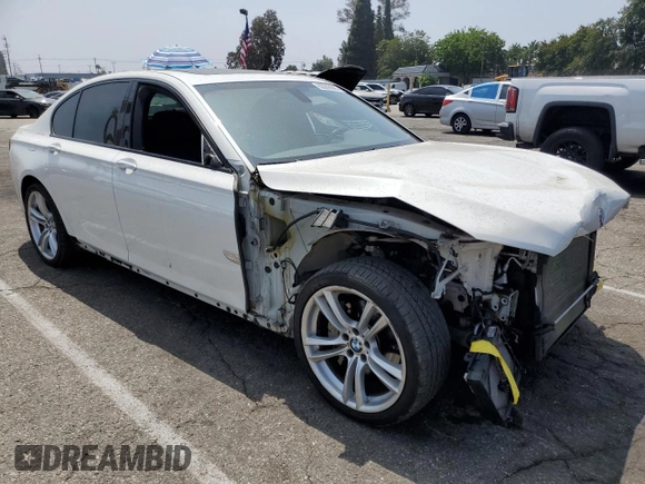 2013 BMW 7 Series 740i with VIN WBAYA6C5XDC995172, listed as a Copart auction lot 60288685 with 28,144 mi miles and Salvage title. Bid and sale history available at DreamBid. Image 4.