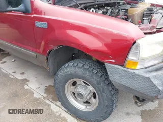 2002 Ford F-250 XL z VIN 1FTNW21F22EC30924, wystawiony jako IAAI lot #42482197 z przebiegiem 498 666 mil mil oraz . Historia ofert i sprzedaży dostępna na DreamBid. Obrazek 6.