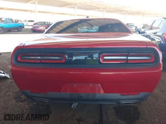 2016 Dodge Challenger SXT z VIN 2C3CDZAG6GH221453, wystawiony jako IAAI lot #42575318 z przebiegiem 120 160 mil mil oraz . Historia ofert i sprzedaży dostępna na DreamBid. Obrazek 16.