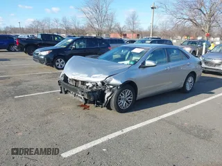 2017 Toyota Camry XLE with VIN 4T1BF1FK8HU675469, listed as a IAAI auction lot 41578198 with 172,230 mi miles and . Bid and sale history available at carsss.com. Image 17.