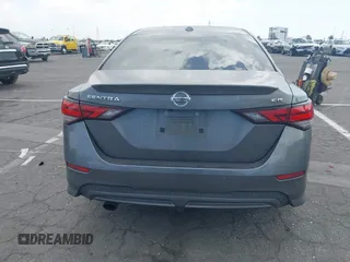 2022 Nissan Sentra SR with VIN 3N1AB8DV5NY288262, listed as a IAAI auction lot 41915009 with Not Provided miles. Bid and sale history available at carsss.com. Image 17.