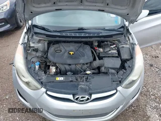 2013 Hyundai Elantra GLS z VIN 5NPDH4AEXDH232965, wystawiony jako IAAI lot #42367984 z przebiegiem 158 126 mil mil oraz . Historia ofert i sprzedaży dostępna na DreamBid. Obrazek 10.