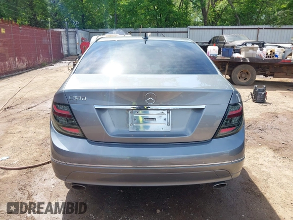 2008 Mercedes-Benz C 300 Sport with VIN WDDGF54X28F058210, listed as a IAAI auction lot 42040103 with 172,433 mi miles and . Bid and sale history available at DreamBid. Image 16.