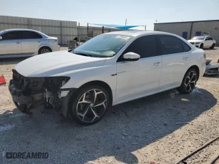 2020 Volkswagen Passat 2.0T R-Line with VIN 1VWMA7A39LC006332, listed as a Copart auction lot 47356655 with 72,560 mi miles and Salvage Title. Bid and sale history available at carsss.com. Image 1.