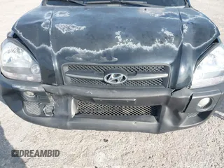 2007 Hyundai Tucson SE with VIN KM8JN12DX7U573823, listed as a IAAI auction lot 41238550 with 79,641 mi miles. Bid and sale history available at carsss.com. Image 6.