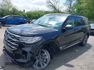 2025 Ford Explorer Active z VIN 1FMUK8DH8SGB17695, wystawiony jako IAAI lot #42198872 z przebiegiem 2 795 mil mil oraz . Historia ofert i sprzedaży dostępna na DreamBid. Obrazek 22.