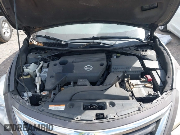 2013 Nissan Altima SV with VIN 1N4AL3AP6DN555283, listed as a IAAI auction lot 41791647 with 198,733 mi miles and . Bid and sale history available at DreamBid. Image 10.
