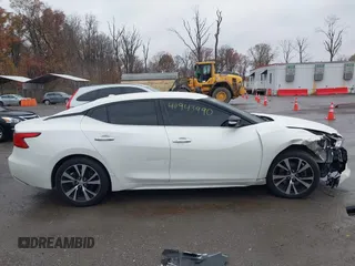 2017 Nissan Maxima SR с VIN 1N4AA6AP8HC448941, выставлен на аукционе IAAI как лот 40943990 с пробегом 168 137 миль миль и . История ставок и продаж доступна на DreamBid. Изображение 13.