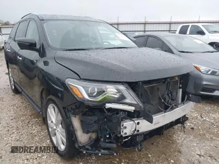 2018 Nissan Pathfinder SV z VIN 5N1DR2MM9JC666172, wystawiony jako IAAI lot #41953737 z przebiegiem 100 414 mil mil oraz . Historia ofert i sprzedaży dostępna na DreamBid. Obrazek 1.