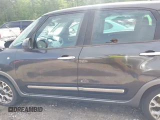 2014 FIAT 500L Trekking z VIN ZFBCFADH8EZ008208, wystawiony jako IAAI lot #42091284 z przebiegiem 79 407 mil mil oraz . Historia ofert i sprzedaży dostępna na DreamBid. Obrazek 15.
