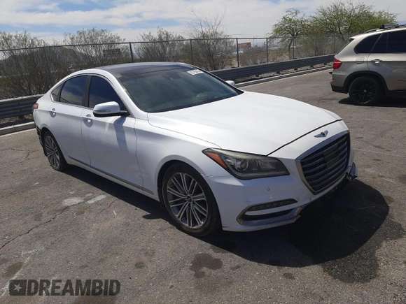 2018 Genesis G80 3.8L z VIN KMHGN4JE6JU225868, wystawiony jako Copart lot #52795435 z przebiegiem 130 974 mil mil oraz Szkody całkowita. Historia ofert i sprzedaży dostępna na DreamBid. Obrazek 4.