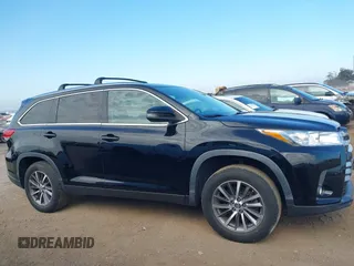 2019 Toyota Highlander SE with VIN 5TDKZRFH9KS332308, listed as a IAAI auction lot 42659392 with 68,333 mi miles and . Bid and sale history available at DreamBid. Image 13.
