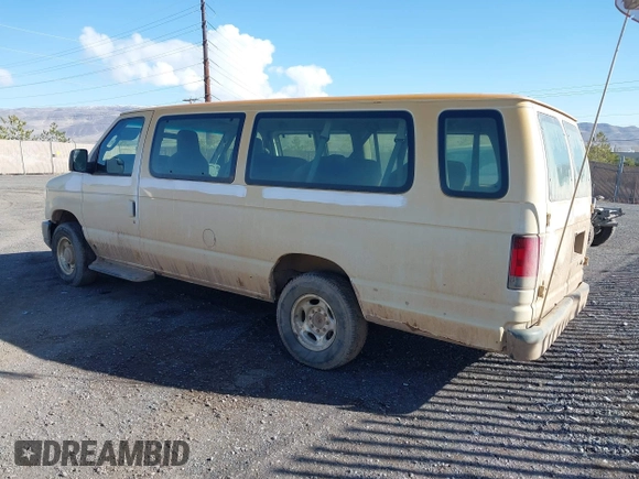 2011 Ford Econoline Passenger XL with VIN 1FBSS3BL0BDB20439, listed as a IAAI auction lot 41921823 with 142,756 mi miles and . Bid and sale history available at DreamBid. Image 3.