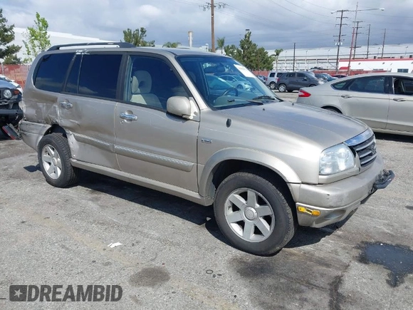 2003 Suzuki XL-7 Touring with VIN JS3TX92V634107042, listed as a IAAI auction lot 41902576 with 176,439 mi miles. Bid and sale history available at carsss.com. Image 1.
