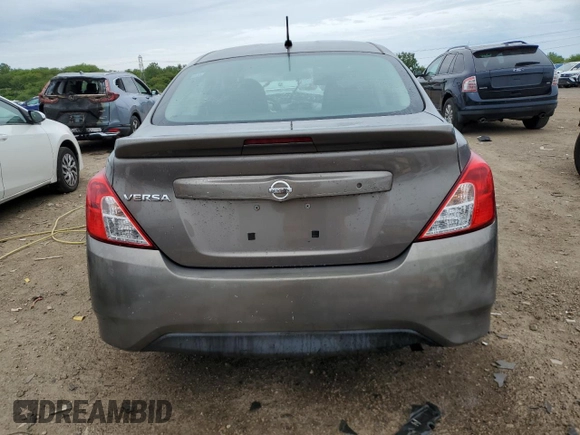 2017 Nissan Versa SV z VIN 3N1CN7AP9HL819481, wystawiony jako Copart lot #56938455 z przebiegiem 35 351 mil mil oraz Nie do naprawy • Non repairable. Historia ofert i sprzedaży dostępna na DreamBid. Obrazek 6.