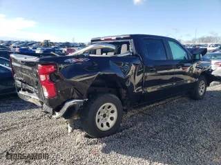 2019 Chevrolet Silverado 1500 LT with VIN 1GCUYDED8KZ156749, listed as a Copart auction lot 43020535 with 39,857 mi miles and Salvage Title. Bid and sale history available at carsss.com. Image 3.