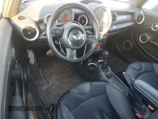 2015 MINI Convertible S with VIN WMWZP3C58F2A91317, listed as a Copart auction lot 42748905 with 164,932 mi miles and Salvage title. Bid and sale history available at DreamBid. Image 8.