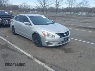 2015 Nissan Altima S with VIN 1N4AL3AP0FC581571, listed as a IAAI auction lot 41618045 with 106,394 mi miles and . Bid and sale history available at DreamBid. Image 1.