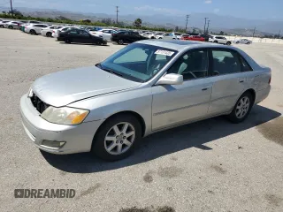 2001 Toyota Avalon XL z VIN 4T1BF28B11U154831, wystawiony jako Copart lot #57131435 z przebiegiem 211 745 mil mil oraz Szkody całkowita. Historia ofert i sprzedaży dostępna na DreamBid. Obrazek 1.