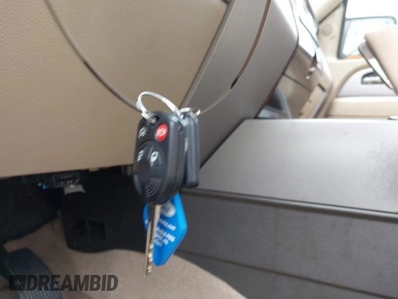 2011 Ford Expedition XLT with VIN 1FMJU1J53BEF19313, listed as a IAAI auction lot 42365986 with 151,470 mi miles and . Bid and sale history available at DreamBid. Image 11.