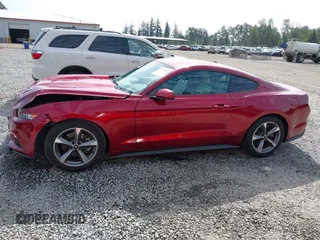 2016 Ford Mustang EcoBoost z VIN 1FA6P8TH5G5333819, wystawiony jako IAAI lot #42327887 z przebiegiem 124 870 mil mil oraz . Historia ofert i sprzedaży dostępna na DreamBid. Obrazek 14.