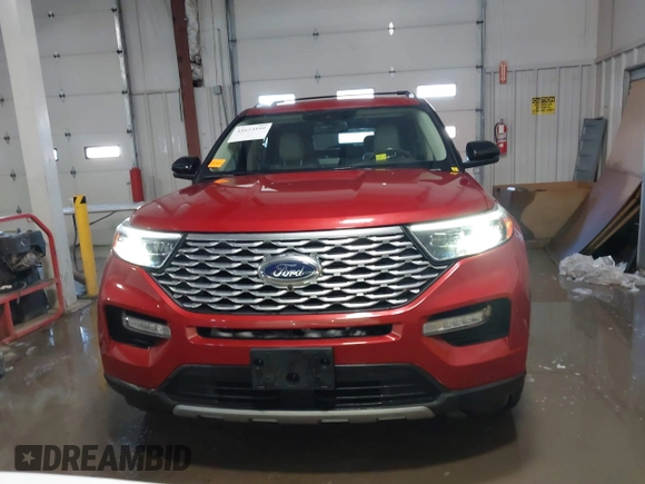 2020 Ford Explorer Platinum with VIN 1FM5K8HCXLGB10252, listed as a IAAI auction lot 41623559 with 62,157 mi miles. Bid and sale history available at carsss.com. Image 13.