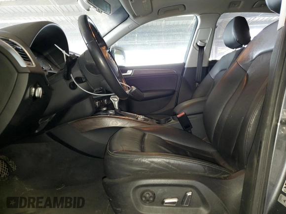 2014 Audi Q5 Premium Plus with VIN WA1LFAFP8EA060500, listed as a Copart auction lot 62337165 with 97,598 mi miles and Salvage title. Bid and sale history available at DreamBid. Image 7.
