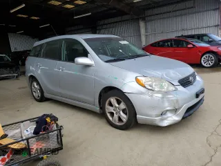 2006 Toyota Matrix STD z VIN 2T1KR30E56C621826, wystawiony jako Copart lot #58933755 z przebiegiem 117 397 mil mil oraz Szkoda całkowita • Salvage title. Historia ofert i sprzedaży dostępna na DreamBid. Obrazek 4.