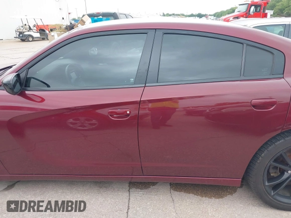 2017 Dodge Charger SE with VIN 2C3CDXBG2HH539722, listed as a IAAI auction lot 42170349 with 186,762 mi miles and . Bid and sale history available at carsss.com. Image 14.