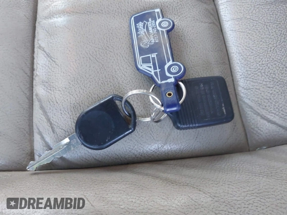 2006 Ford Five Hundred SEL с VIN 1FAHP24166G119142, выставлен на аукционе IAAI как лот 41100131 с пробегом Не указан миль и . История ставок и продаж доступна на DreamBid. Изображение 11.