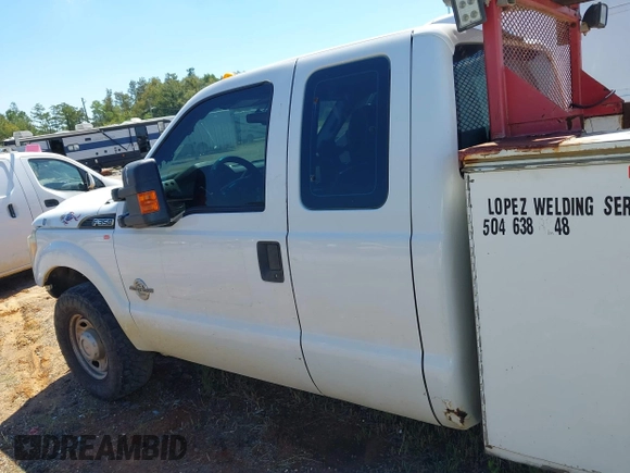 2012 Ford F-350 with VIN 1FD7X3ET9CEC88439, listed as a IAAI auction lot 40465256 with 323,416 mi miles and . Bid and sale history available at DreamBid. Image 14.