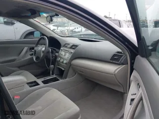 2007 Toyota Camry CE with VIN 4T1BE46K97U138533, listed as a IAAI auction lot 42034338 with 194,362 mi miles. Bid and sale history available at carsss.com. Image 5.