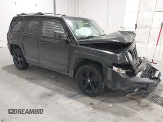 2014 Jeep Patriot Latitude z VIN 1C4NJRFB7ED694024, wystawiony jako IAAI lot #41354423 z przebiegiem 177 854 mil mil oraz . Historia ofert i sprzedaży dostępna na DreamBid. Obrazek 1.