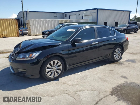 2015 Honda Accord EX-L with VIN 1HGCR2F81FA135648, listed as a Copart auction lot 60317355 with 217,789 mi miles and Salvage title. Bid and sale history available at DreamBid. Image 1.