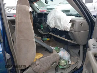2000 Chevrolet Silverado 1500 LS with VIN 2GCEC19T3Y1300390, listed as a IAAI auction lot 41555922 with 350,074 mi miles and . Bid and sale history available at DreamBid. Image 5.