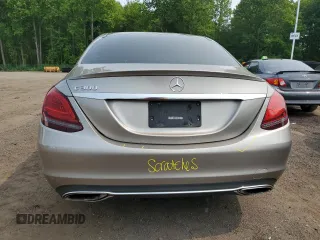 2019 Mercedes-Benz C 300 z VIN 55SWF8DB5KU314619, wystawiony jako Copart lot #58915565 z przebiegiem 72 203 mil mil oraz Szkoda całkowita • Salvage title. Historia ofert i sprzedaży dostępna na DreamBid. Obrazek 6.