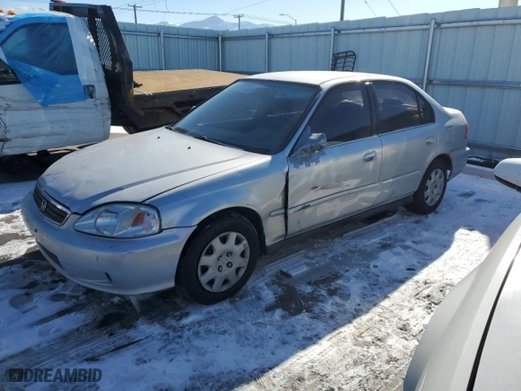 1999 Honda Civic VP with VIN 2HGEJ6610XH574482, listed as a Copart auction lot 43175845 with 176,042 mi miles and Salvage Title. Bid and sale history available at carsss.com. Image 1.