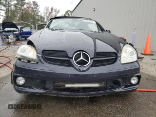2007 Mercedes-Benz SLK-Class 5.5L AMG with VIN WDBWK73FX7F144982, listed as a Copart auction lot 81368744 with 0 mi miles and Salvage Title. Bid and sale history available at carsss.com. Image 5.