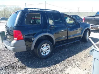 2002 Ford Explorer XLS z VIN 1FMDU72K22ZC48368, wystawiony jako IAAI lot #42017501 z przebiegiem 139 875 mil mil oraz . Historia ofert i sprzedaży dostępna na DreamBid. Obrazek 4.