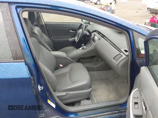 2010 Toyota Prius II with VIN JTDKN3DU1A0208205, listed as a IAAI auction lot 42250244 with 207,917 mi miles and . Bid and sale history available at DreamBid. Image 5.