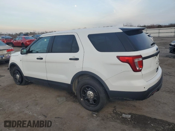 2016 Ford Utility Police Interceptor with VIN 1FM5K8AR1GGA78473, listed as a Copart auction lot 85025394 with 151,883 mi miles and Clean Title. Bid and sale history available at carsss.com. Image 2.